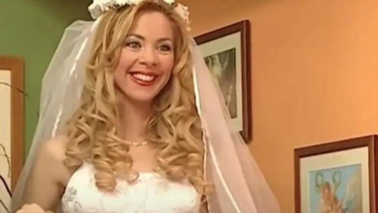 Onun için ülkeyi terk etmişti! Sihirli Annem’in Betüş’ü İnci Türkay’ın oğlu Ali boyunu geçti
